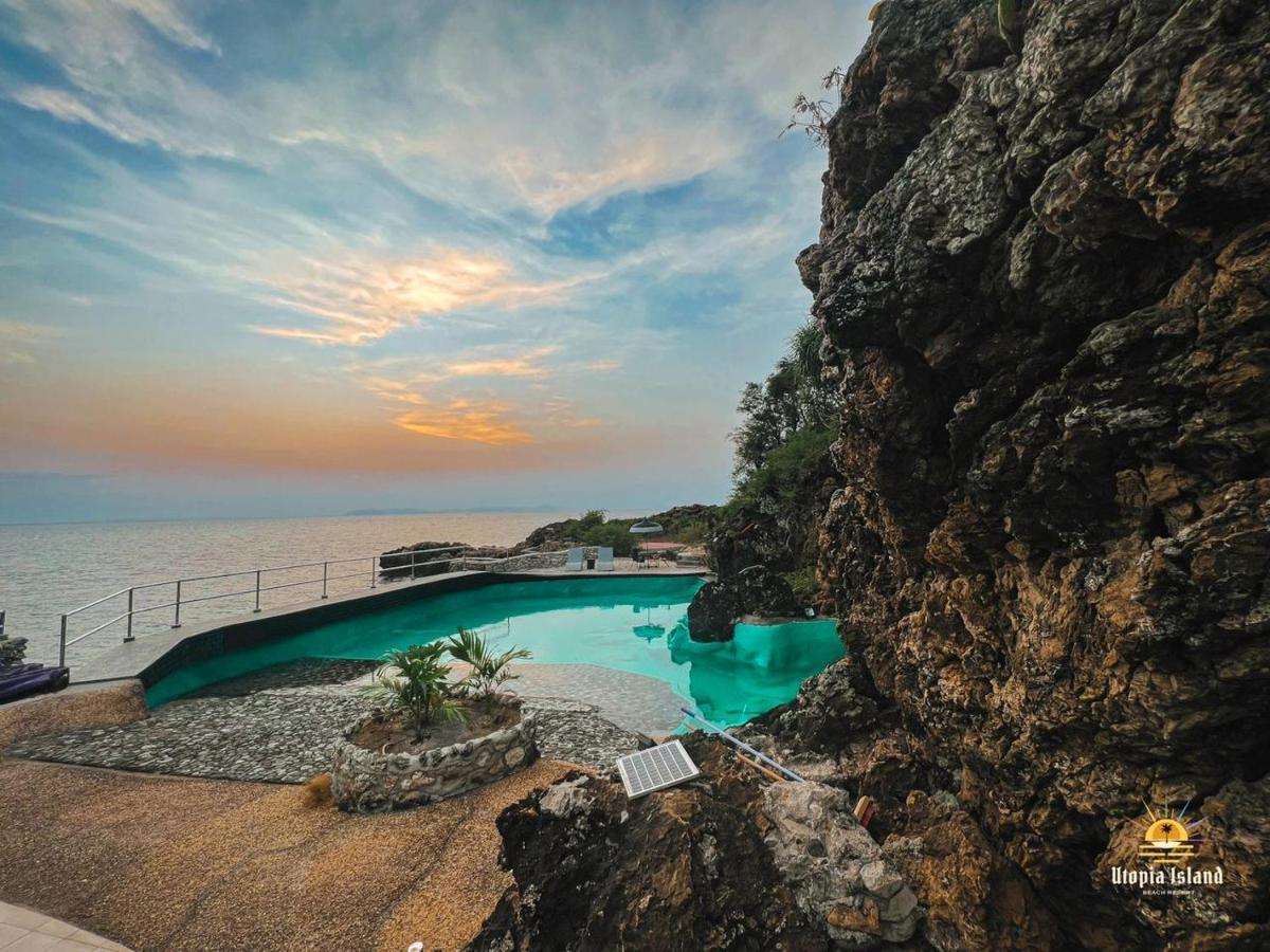 Utopia Island Resort Batangas Buitenkant foto