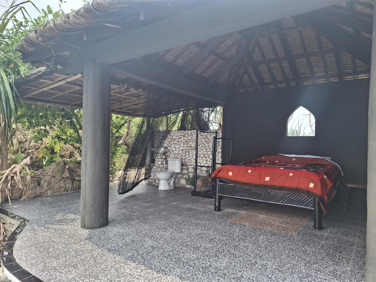 Utopia Island Resort Batangas Buitenkant foto