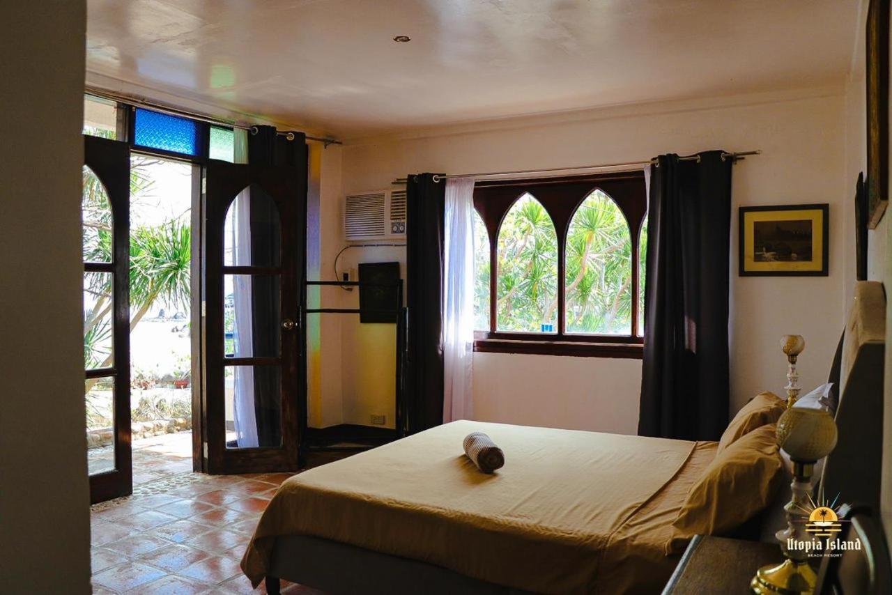 Utopia Island Resort Batangas Buitenkant foto