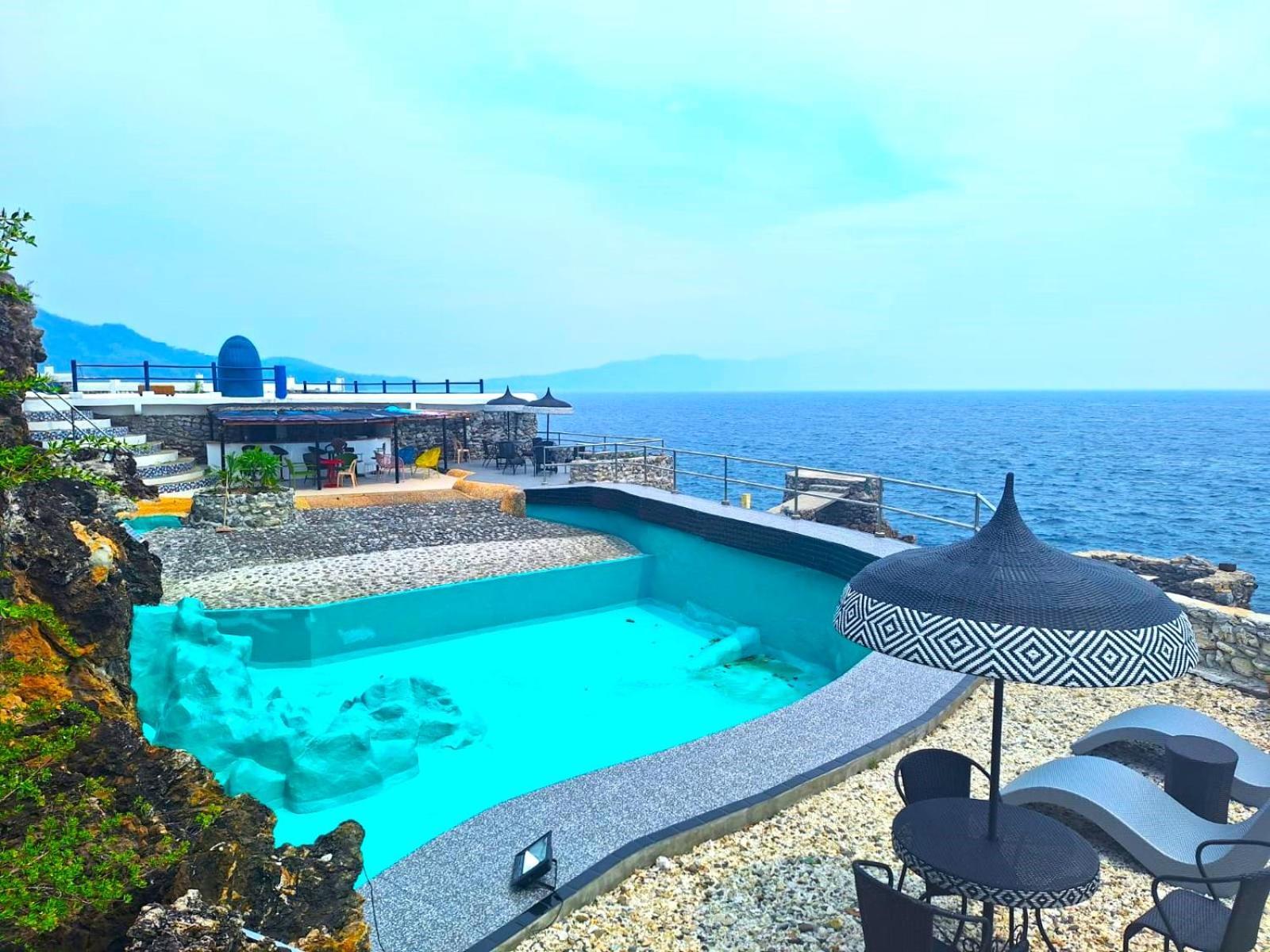Utopia Island Resort Batangas Buitenkant foto